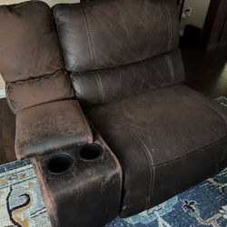 4 PIECES SECTIONAL COUCH FOR $75 OBO