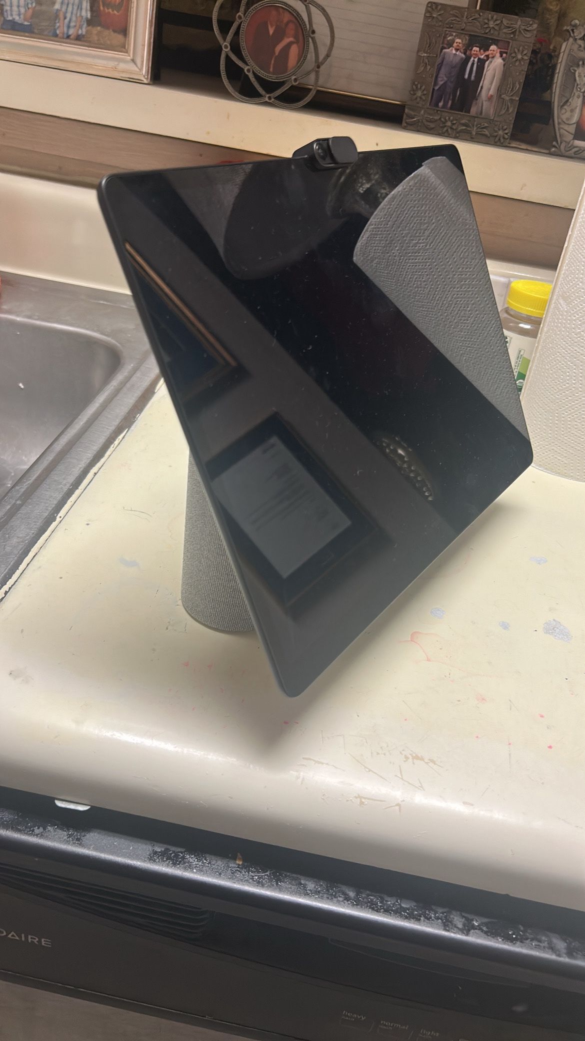 Facebook Portal Plus 2