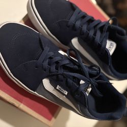 Vans Skate shoes in great “preowned” condition men’s size 9 Only $20!!!!!!