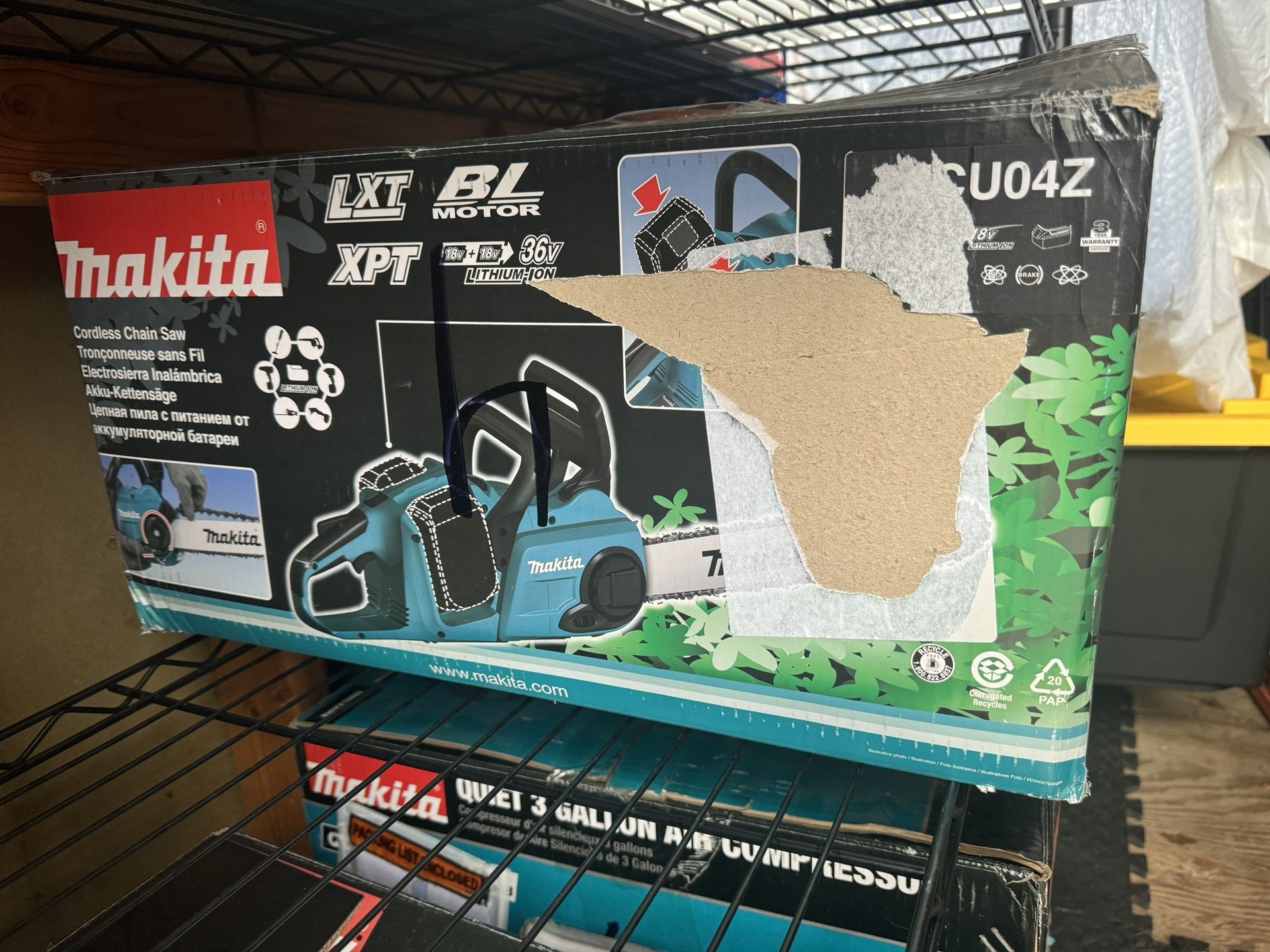 Makita XCUO4Z Chainsaw