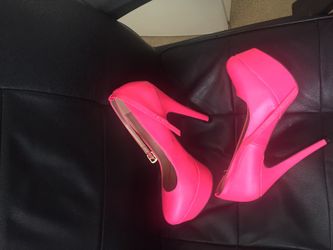 Charlotte russe heels size 9
