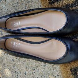 New Shoes Size 9