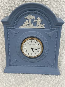 Vintage Wedgewood, Jasper wear mantle clock