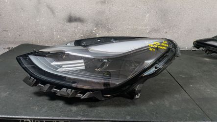 2021-2022-2023-2024 TESLA MODEL 3/Y LEFT HEADLIGHT OEM USED #10837