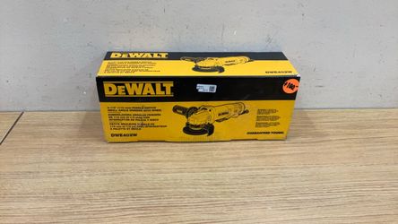 DEWALT DWE402W 4-1/2” PADDLE SWITCH SMALL ANGLE GRINDER WITH WHEEL.
