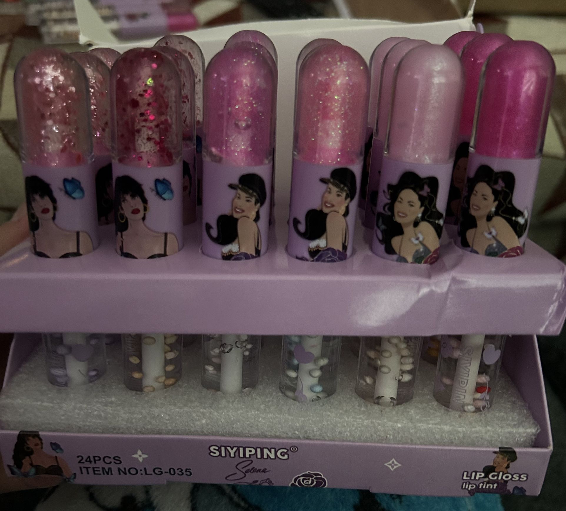 Selena Lipglosses 