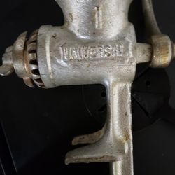 Universal Family Size Gourmet Meat Chopper

