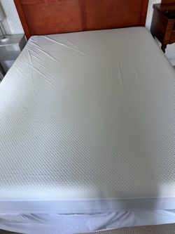 Free queen mattress