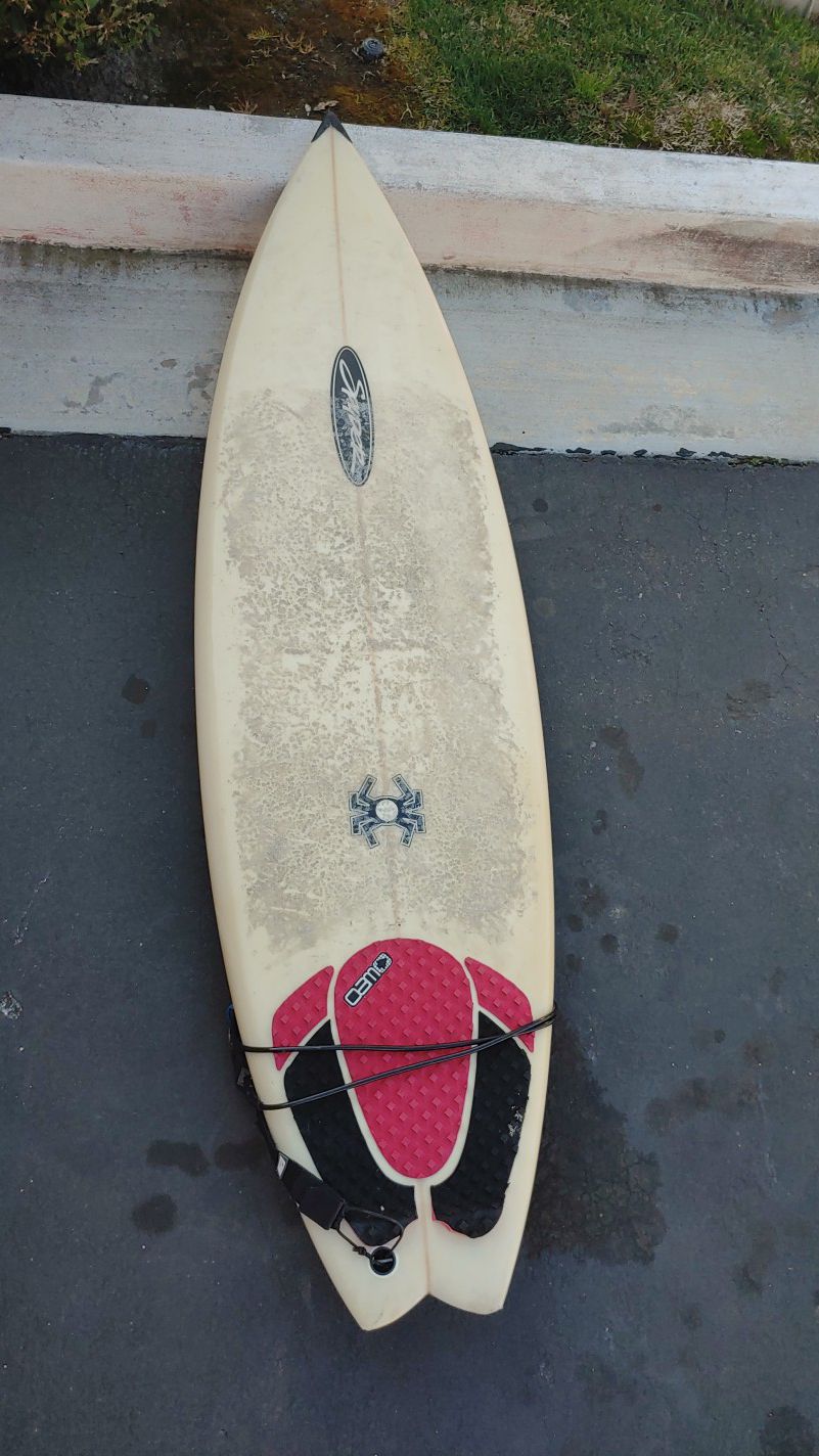 Spyder 6'0" Fishtail surfboard