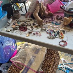 Everything Must Go!!!!