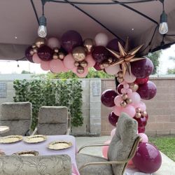 Birthday Balloon Garland 🤍