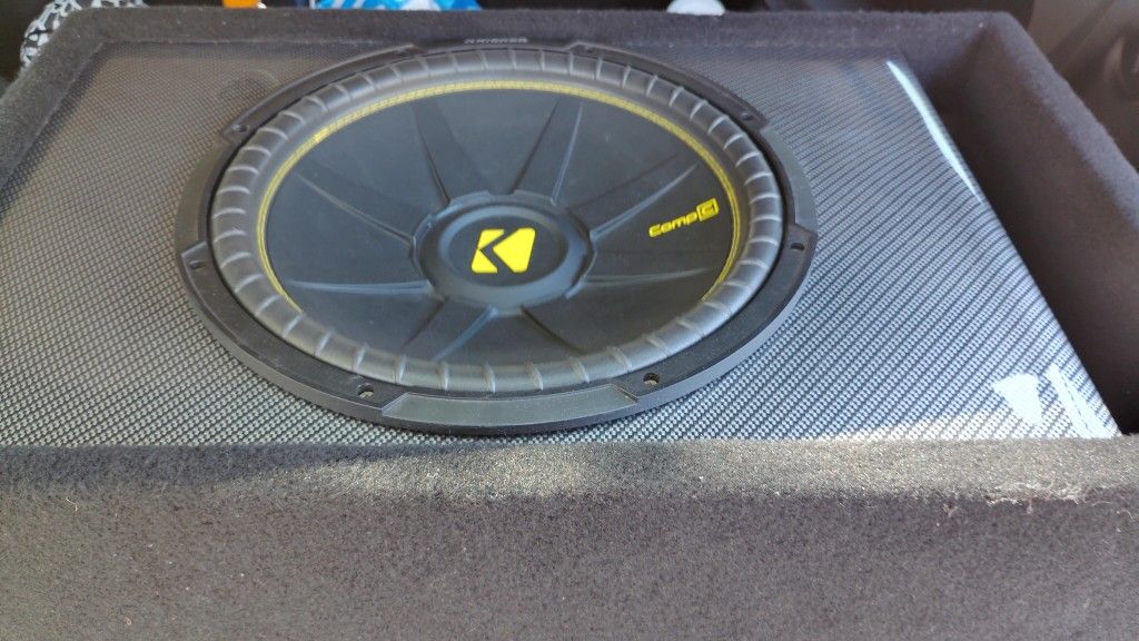 15 Inch Kicker Sub With Amp