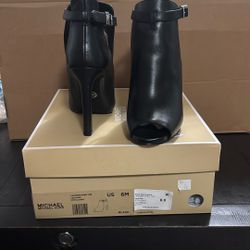 Michael Kors Women Boots Black Size 6