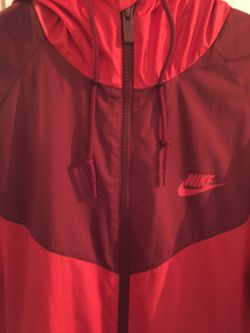 Nike Windbreaker size M