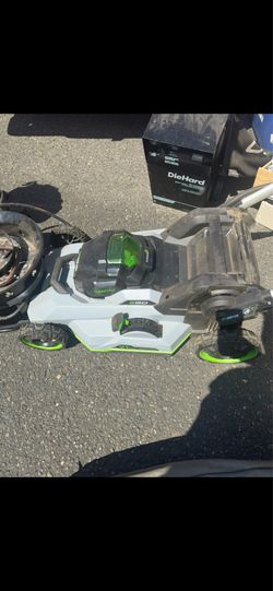 EGO electric lawnmower with charger and 2 batteries