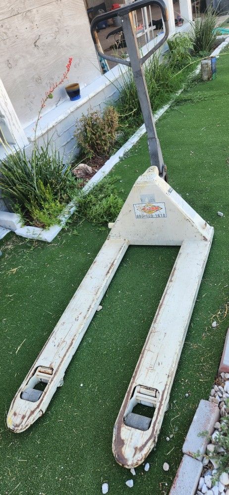 Pallet Jack