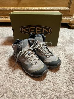 KEEN Terradora Mid waterproof grey hiking boots women’s size 6.5