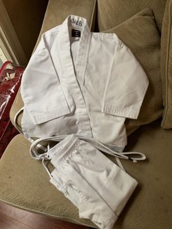 Martial arts Karate Gi size 000