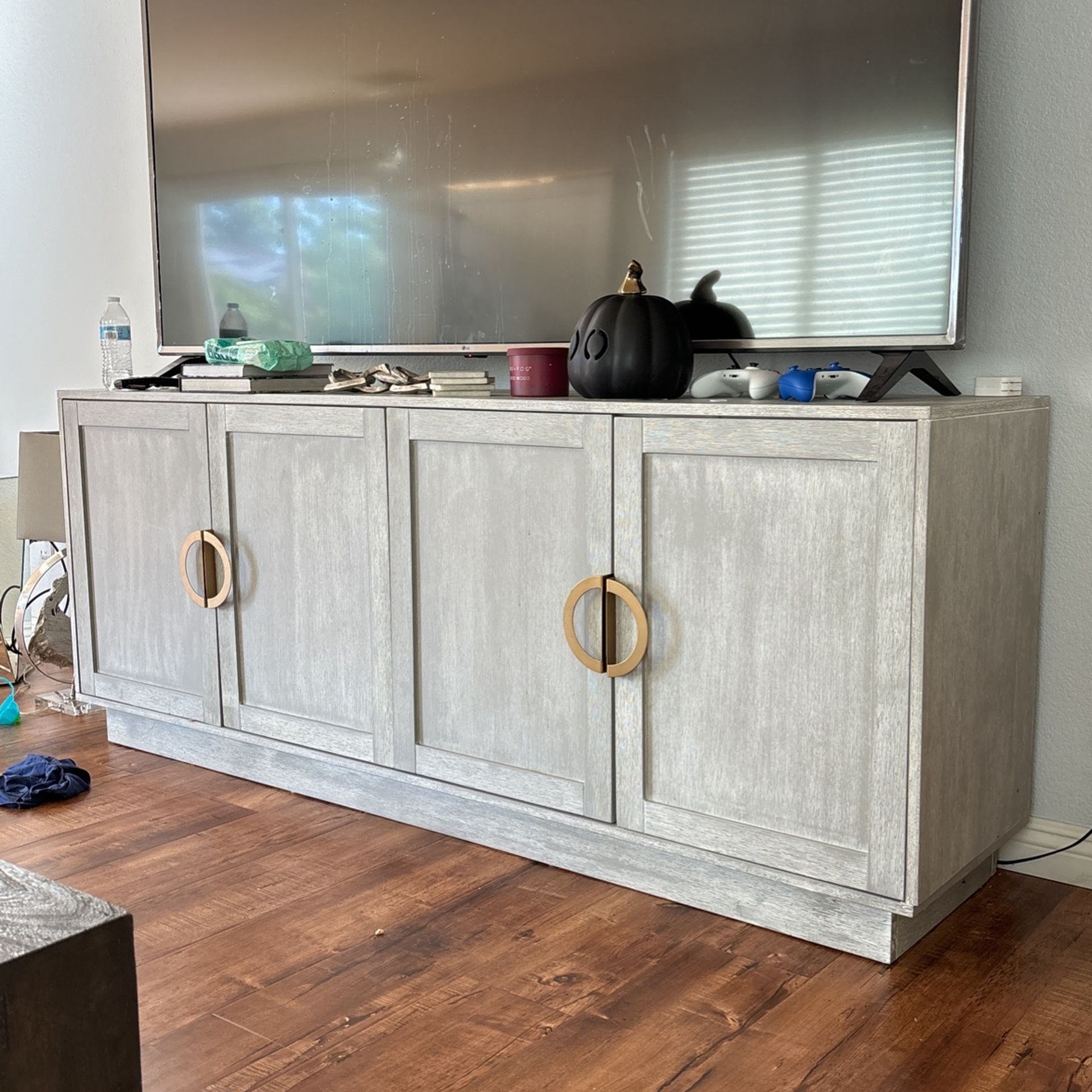 Tv Consolé New Condition 