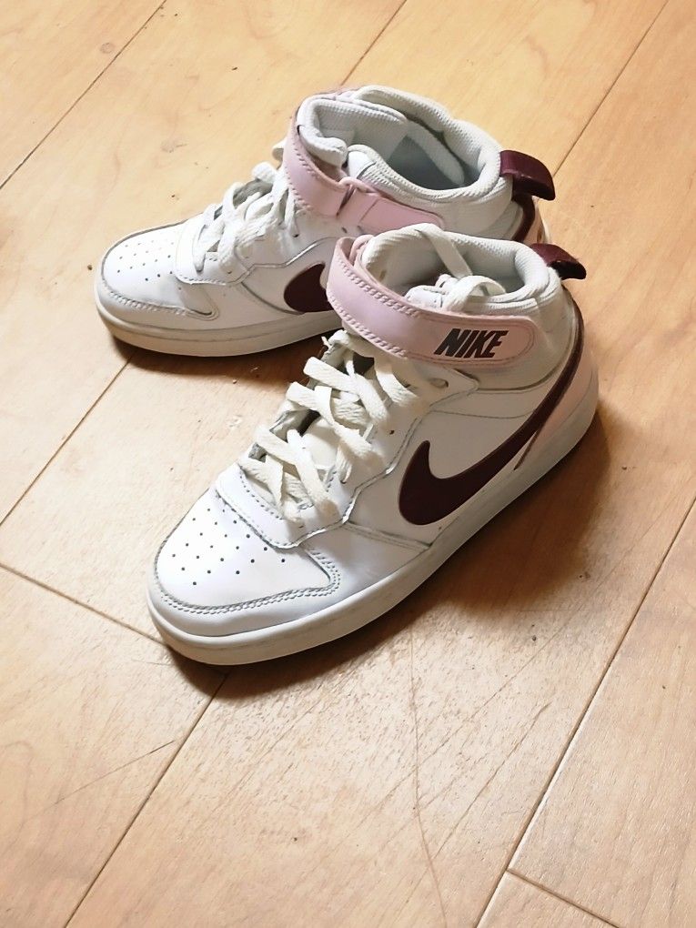 Nike HighTop Sneakers Youth 4