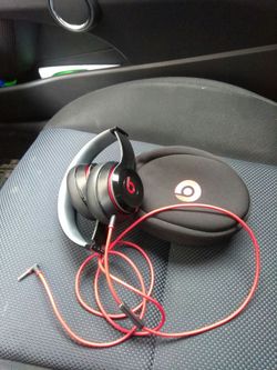 Beat heard phone for $150 only with his case