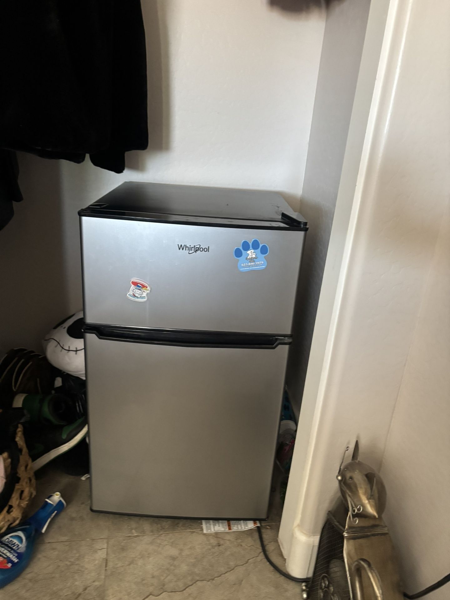 whirlpool mini fridge
