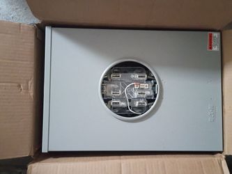 Eaton meter socket