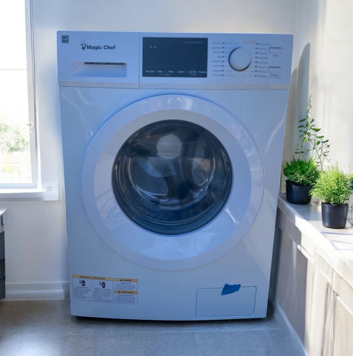 Magic Chef 2.7 cu. ft. Front Load Compact Washer.