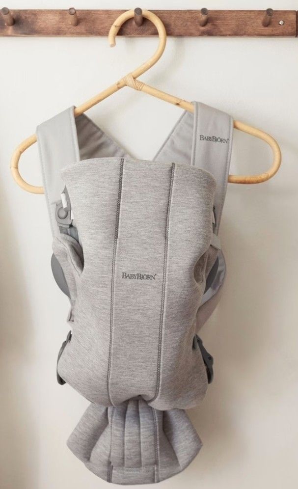 BabyBjörn Baby Carrier Mini – Light Gray 3D Jersey