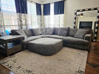 Large 5 piece sectional couch with large ottoman