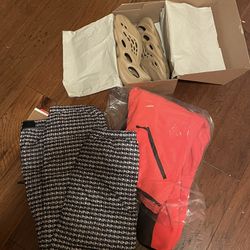 Supreme North Face Collab Nuptse Pants and RTG Fleece Jacket and Yeezy Foam Runner Orche Size 12