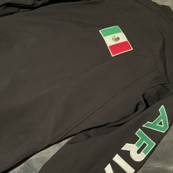 Women’s Ariat Medium Jacket For 110$