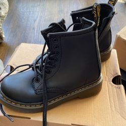 Dr.Martens