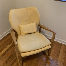 yellow rocking chair 