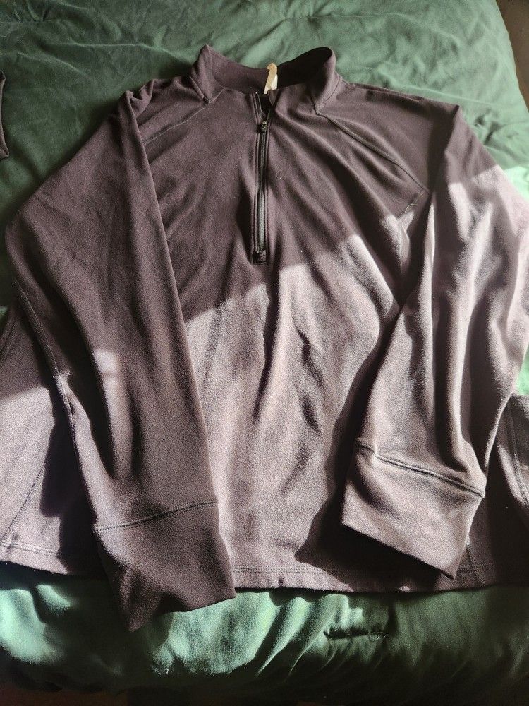 Women's Black Pullover Jacket