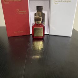 Baccarat Rouge 540 Extrait De Parfum