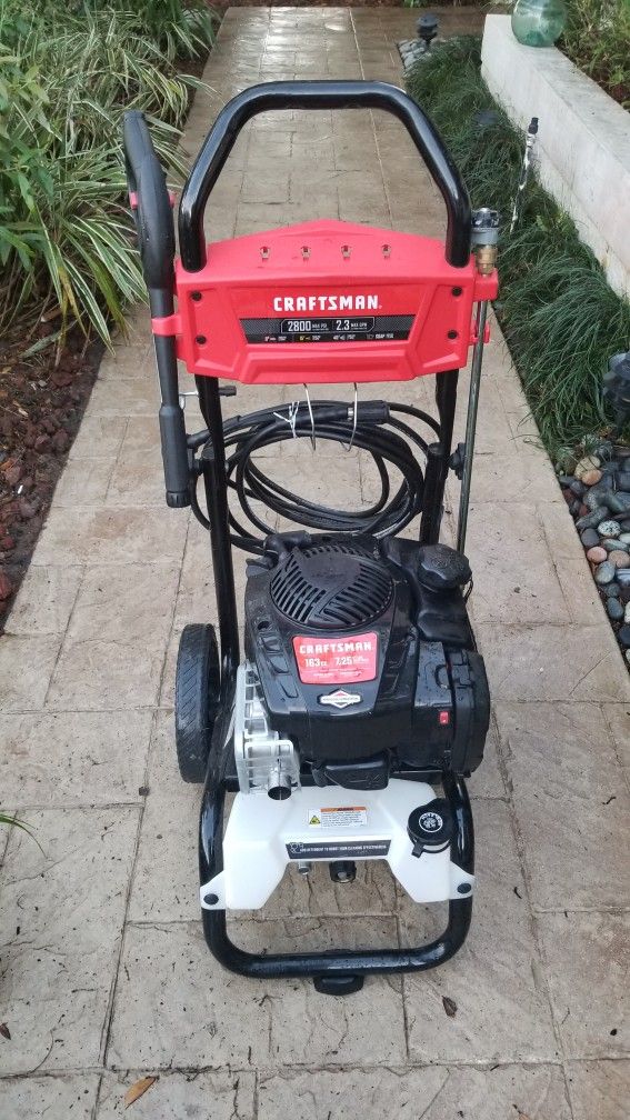 Craftsman 2800 psi 2.3 Pressure Washer Cleaner for Sale in Fort ...