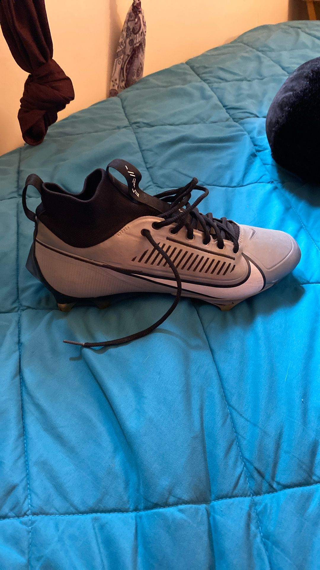 I want to sell them because I thought they were soccer