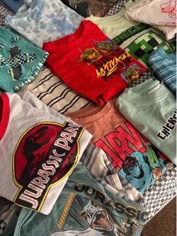 Boys clothing size 6/7 or small