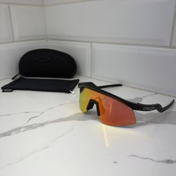 New Oakley Hydra Sunglasses