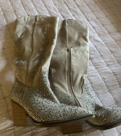 Botas
