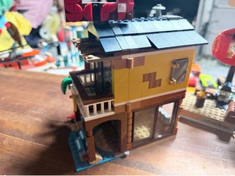 Lego creator beach house and Lego hideaway