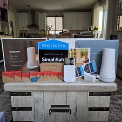 Simplisafe 11-Piece Security System