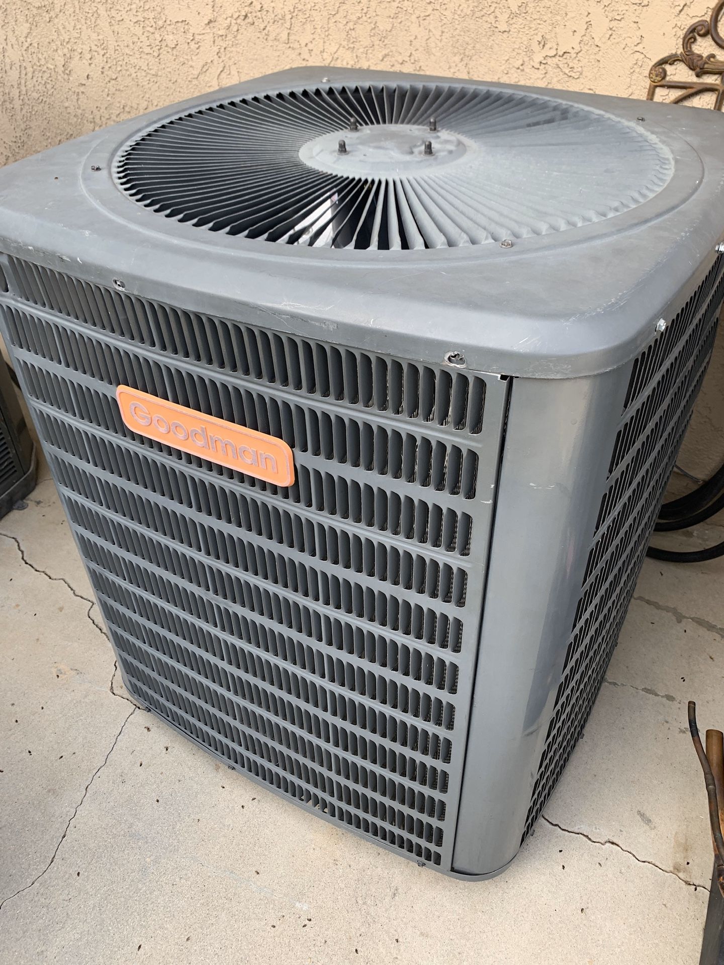 Goodman 3 ton air conditioning condenser r22