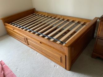 Wood Twin Trundle bed frame for Sale