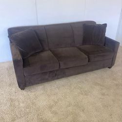 Brown Couch *Free Delivery*