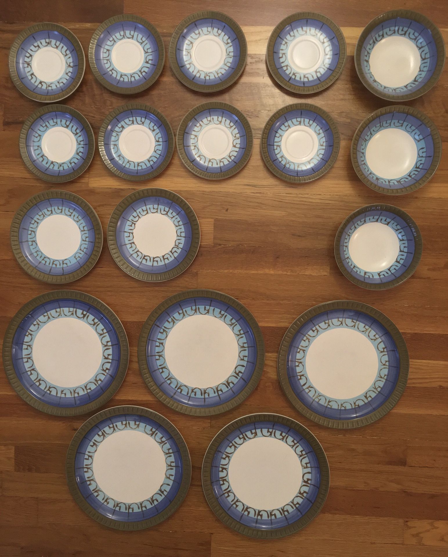 18 Vintage Casual Ceram TWILITE 8008 JAPAN Dishes Plates