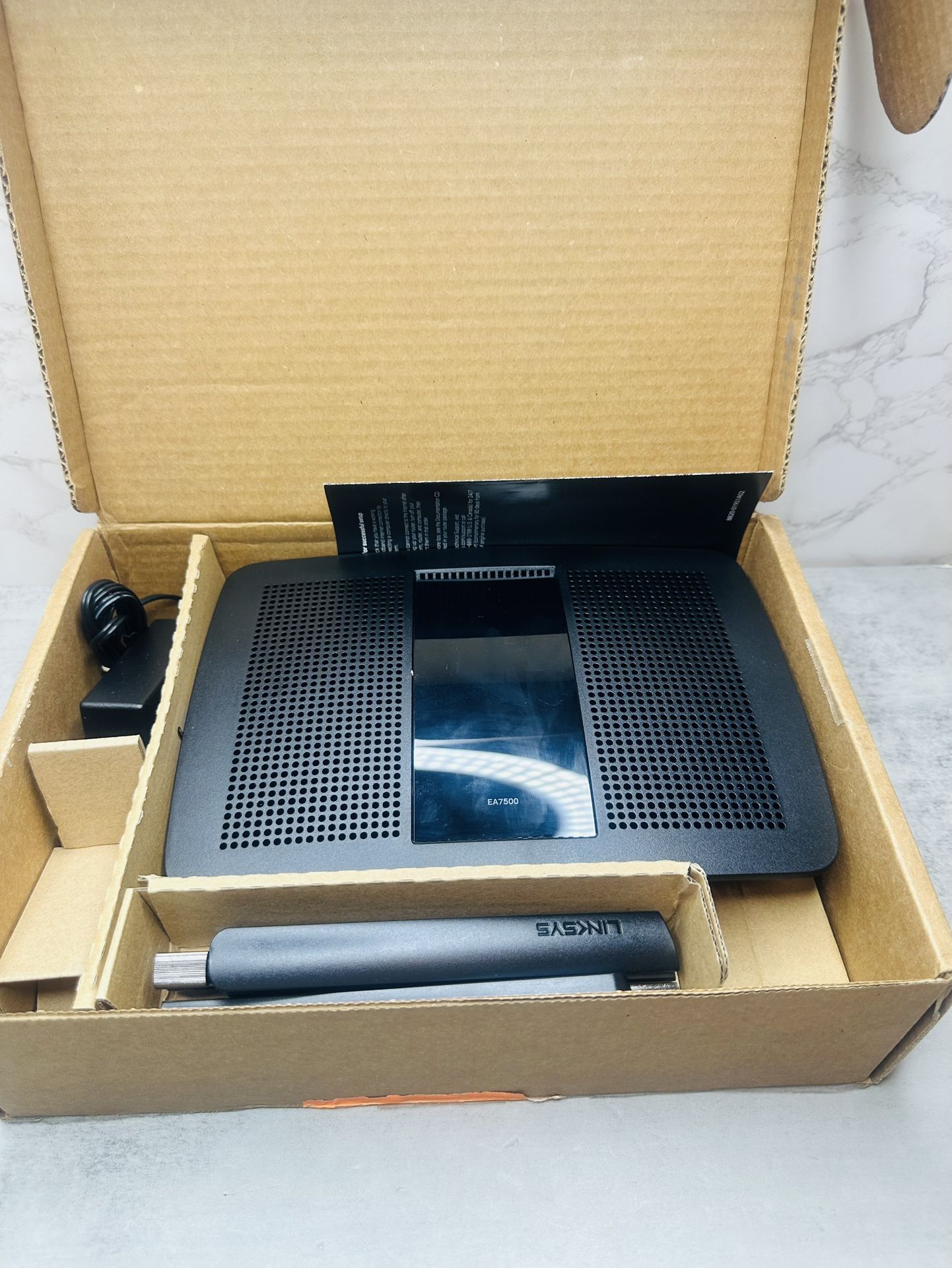 Linksys Router Model: EA7500 V2