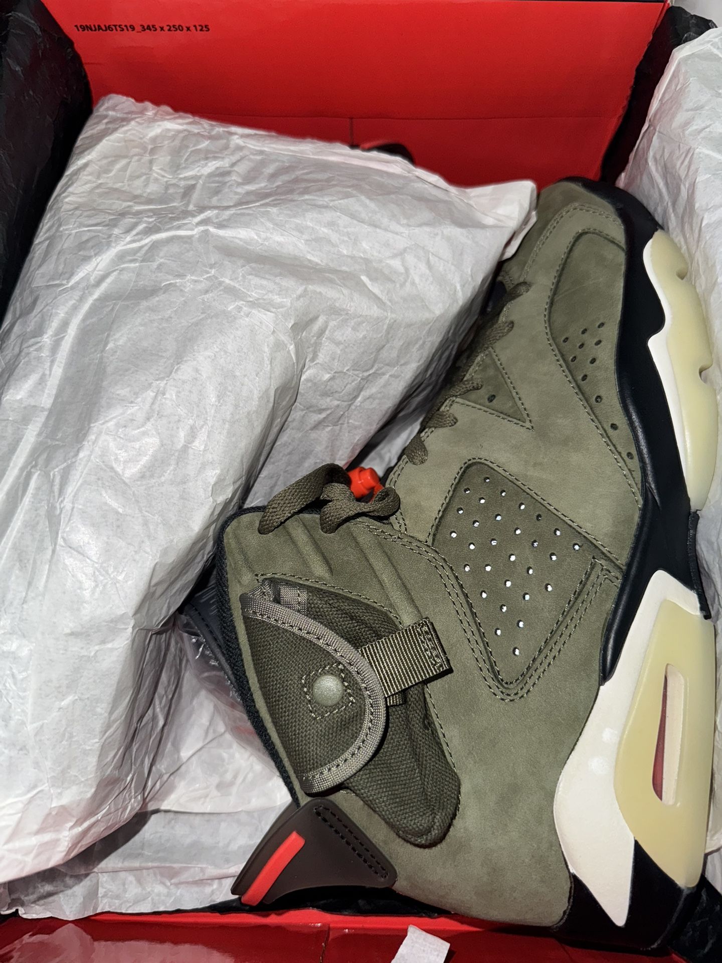 Retro 6 Travis Scott Olive