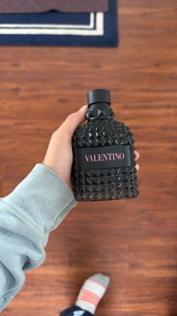 VALENTINO BORN IN ROMA